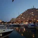Marina Baie Des Anges Studio: & Amenities Near And Cannes Villeneuve-Loubet