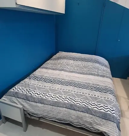 شقة Between And Cannes - Marina Baie Des Anges - Beach, Restaurants, Shops - Tea/coffee/sugar/bed Linen And Towels فينوف لوبيه