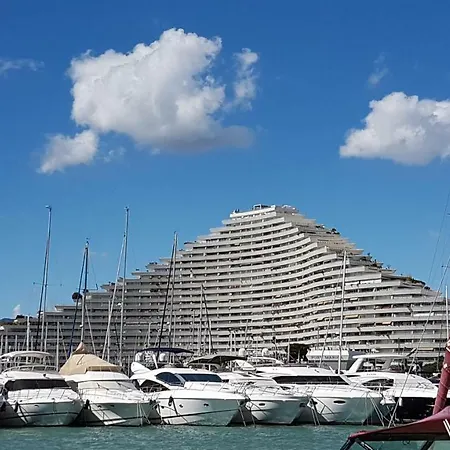 Apartment Marina Baie Des Anges Studio: & Amenities Near And Cannes *